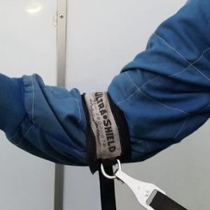 Arm restraints
