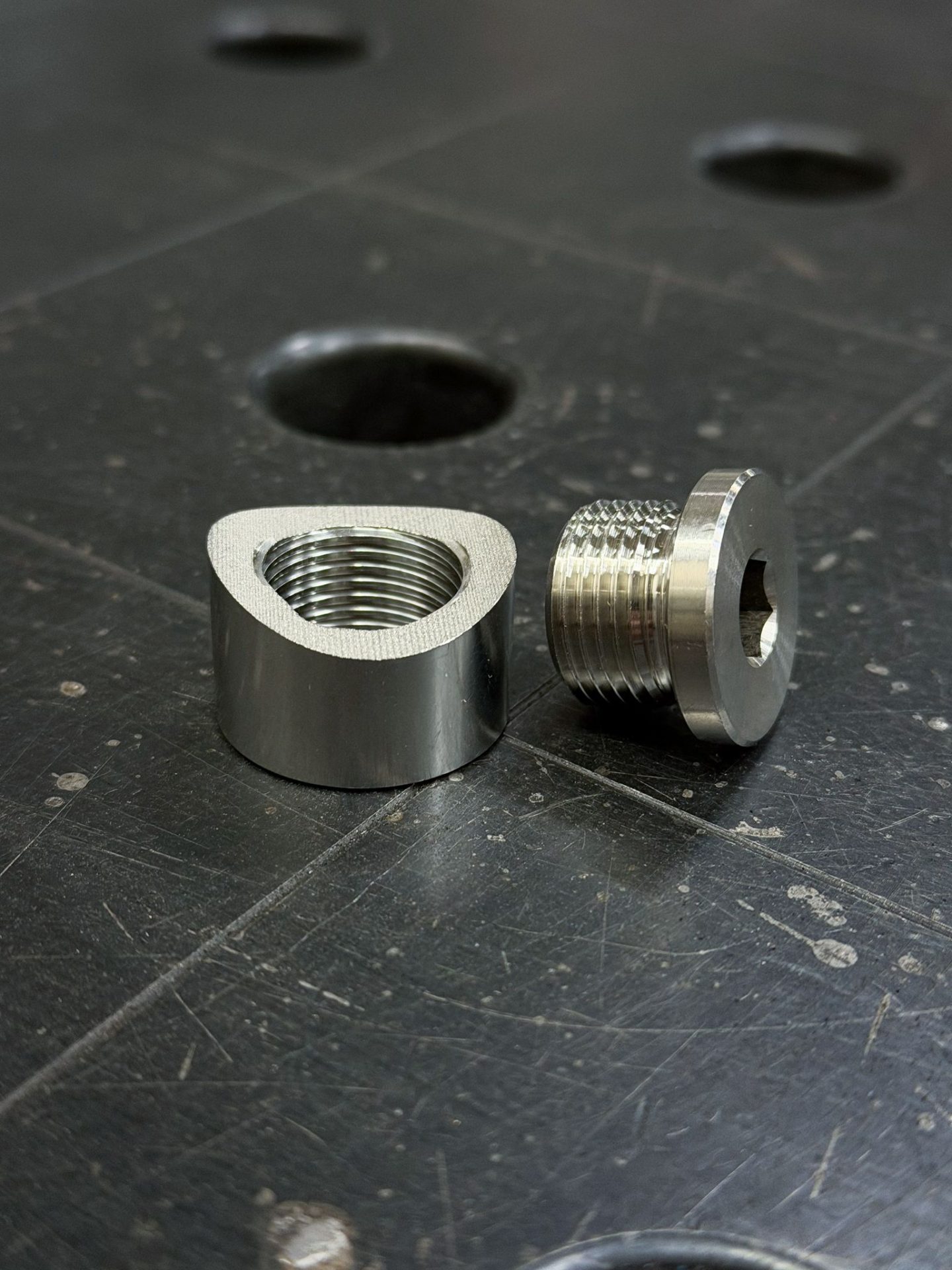 RVS Lambda Moer M18 x 1.5 met afsluitplug
